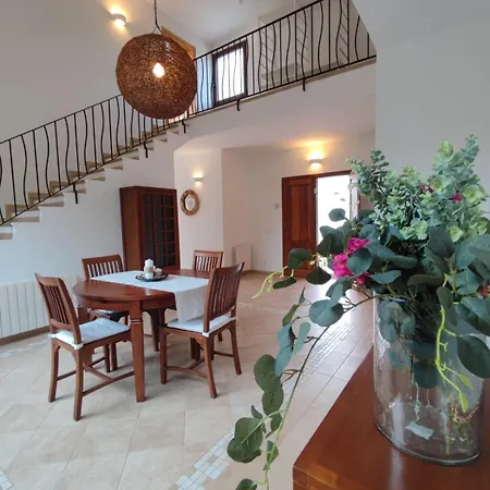 Casa Serena Con Piscina Y Jardin Semesterbostad