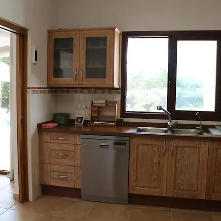 Casa Serena Con Piscina Y Jardin *